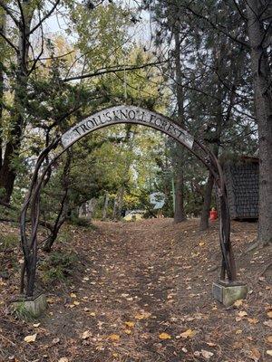 Troll's Knoll Park