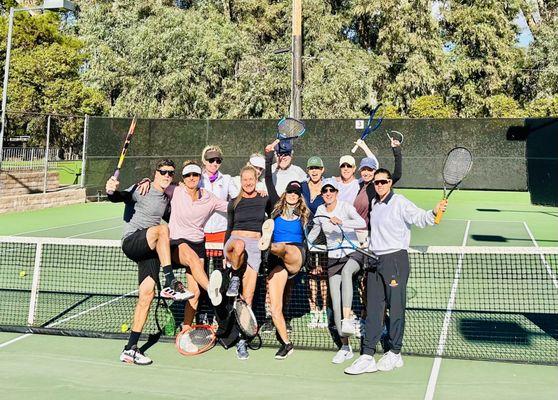 iTrainUwin Tennis Academy