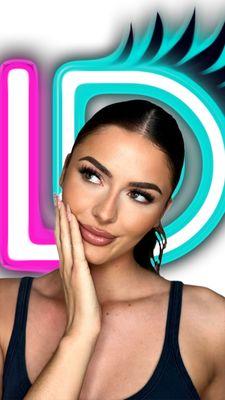 Check out this textured set of beautiful lash extensions! We deliver the best eyelash extensions in Las Vegas at affordable prices.