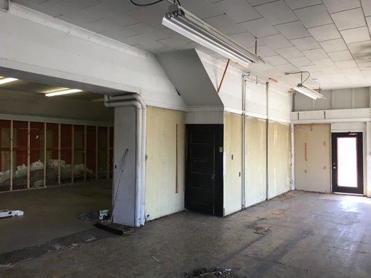 Change of Use - Auto Parts to Bakery Cafe & Bar