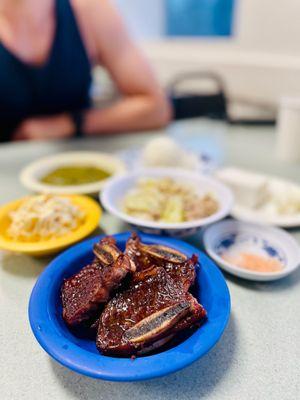 Helena's Hawaiian Food