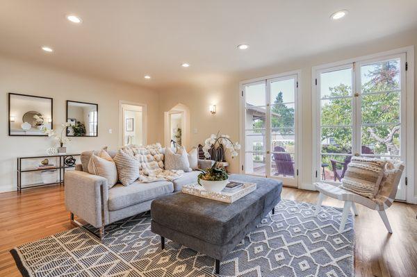 Beautiful living room in San Mateo