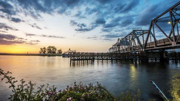 Tina Fagundes - Corcoran Icon Properties