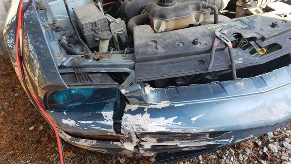 Tom's Auto Body Shop