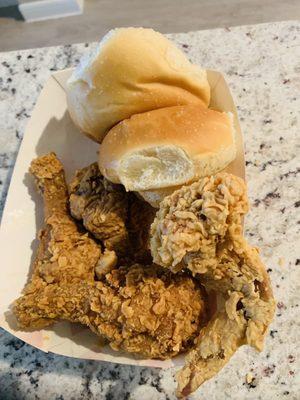 Three legs and two wings with two rolls.