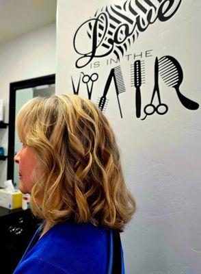 Alexa Beauty & Barber