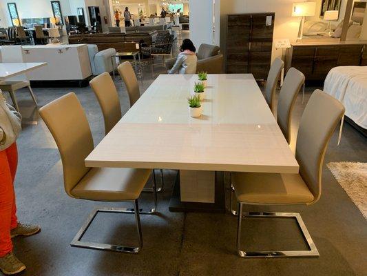monchiaro dining table with chairs