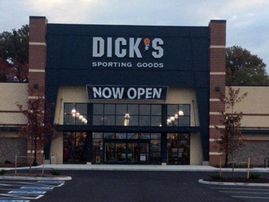 DICK'S Sporting Goods