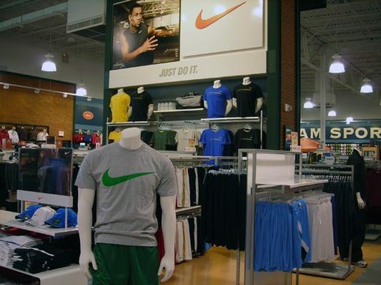 DICK'S Sporting Goods