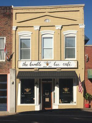The Humble Bee Cafe and Inn Storefront