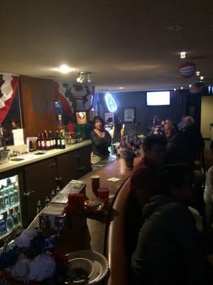 Full bar and free karaoke every Friday night!