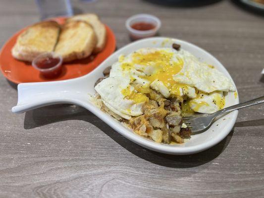 The Country Skillet!! Soooo good..