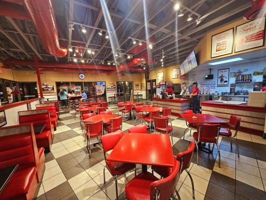 Freddy's Frozen Custard & Steakburgers