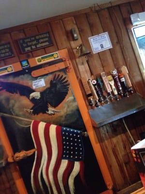 Klinker's Hometown Bar & Grill