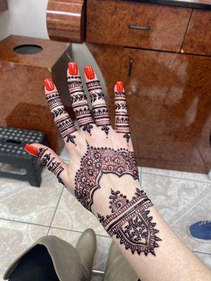 Heena Salon