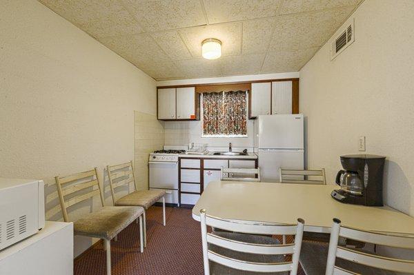 Ivanhoe Motel & Apts