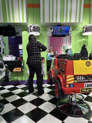 Sharkey's Cuts for Kids - Metairie, LA