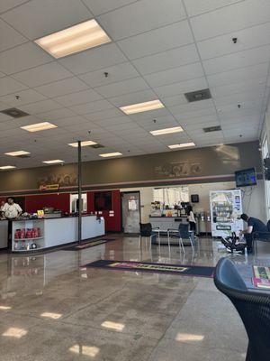 Les Schwab Tire Center