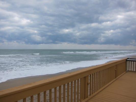 Island Crest Condominium