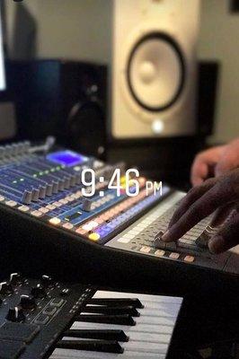 Get Busy Livin Studios