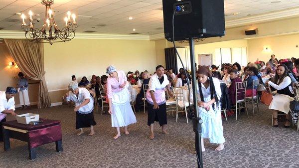 Living Praise Christian Center