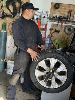 L&B Avalos Auto Shop