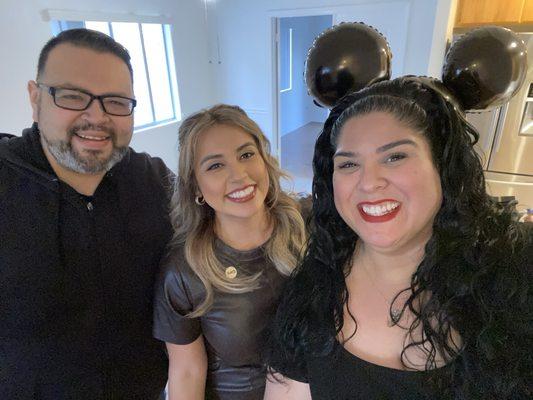 Isela Vargas - Realty One Group