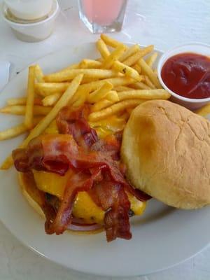 Bacon cheeseburger