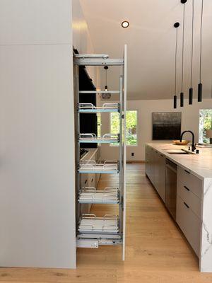 Tall pull out pantry