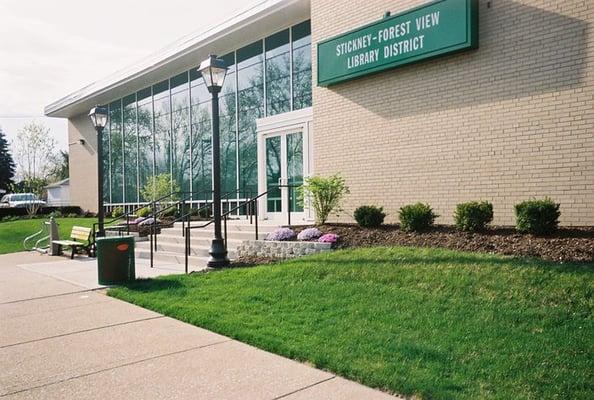 Stickney-Forest View Public Library District
