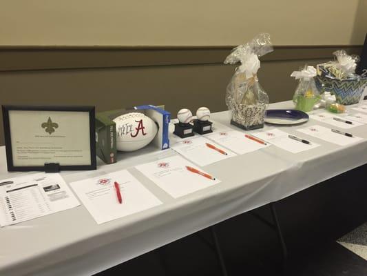 Silent auction table