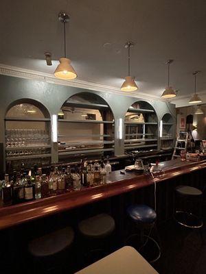 Lebron’s Glass & Design