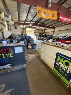 Quinteros Tires and Wheels