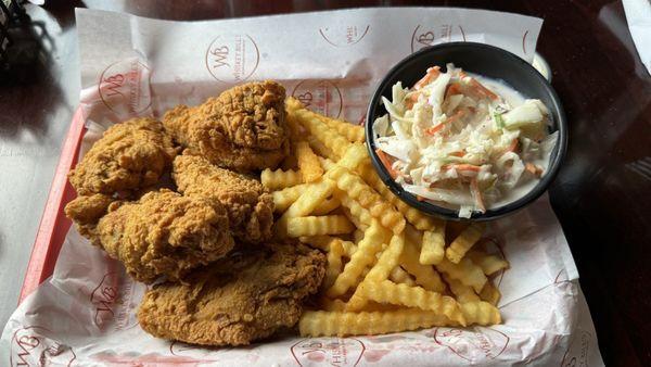 Chicken Wings, Fries & Cole Slaw