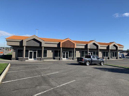 Divots Golf in Richland, WA