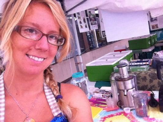 Ruth of Ruth's Juice getting ready to make some healthy drinks