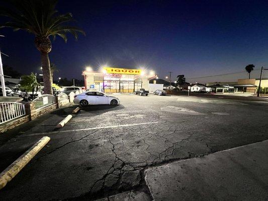 Valley Market & Liquor