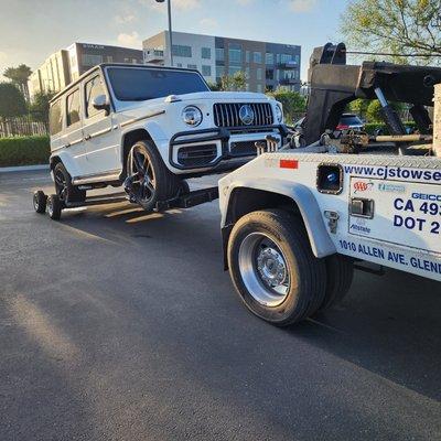 CJ's Tow & Transport