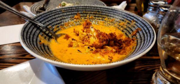 Uncommon Parmesan Cauliflower - in a truffle Buffalo cream sauce! Ask for bread! Absolutely delicious!