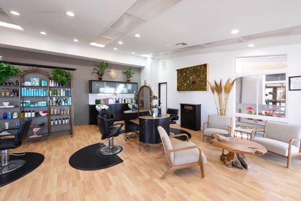 Newly remodeled Salon Del Mar