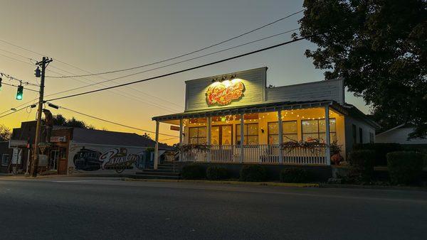 Grateful Hearts Boutique & Consignment