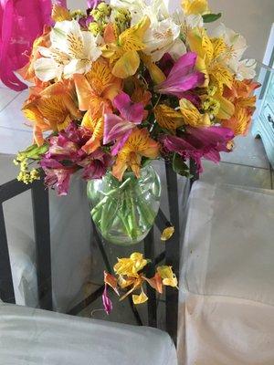 This is just awful ....My niece sent me a very expensive and bouquet. And this is what I got.