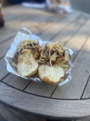 Bbq chicken sliders and fries lightly seasoned $15 plate