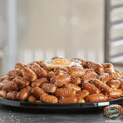 Large Rivet Tray with 3 FREE dips