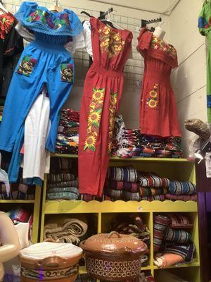 Mary's El Rinconcito Mexican Art