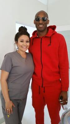 Kobe Bryant & lice tech Shavonne at Once in a Licetime in CDM! We LUV you Kobe, thx for stopping by even tho u didn't have lice!