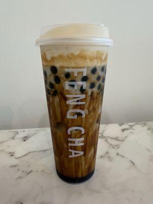 DIY Boba Tea (less ice, taro milk tea, extra boba, 75% sweetness, tiramisu foam)