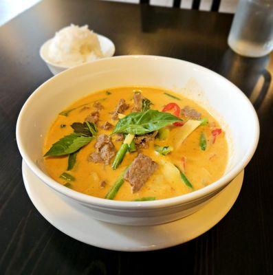 Red Curry with Beef