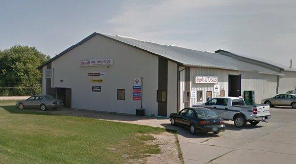 U-Haul Neighborhood Dealer