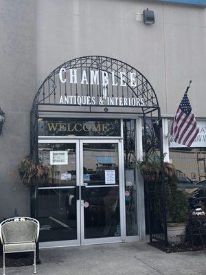 Chamblee Antiques & Interiors
